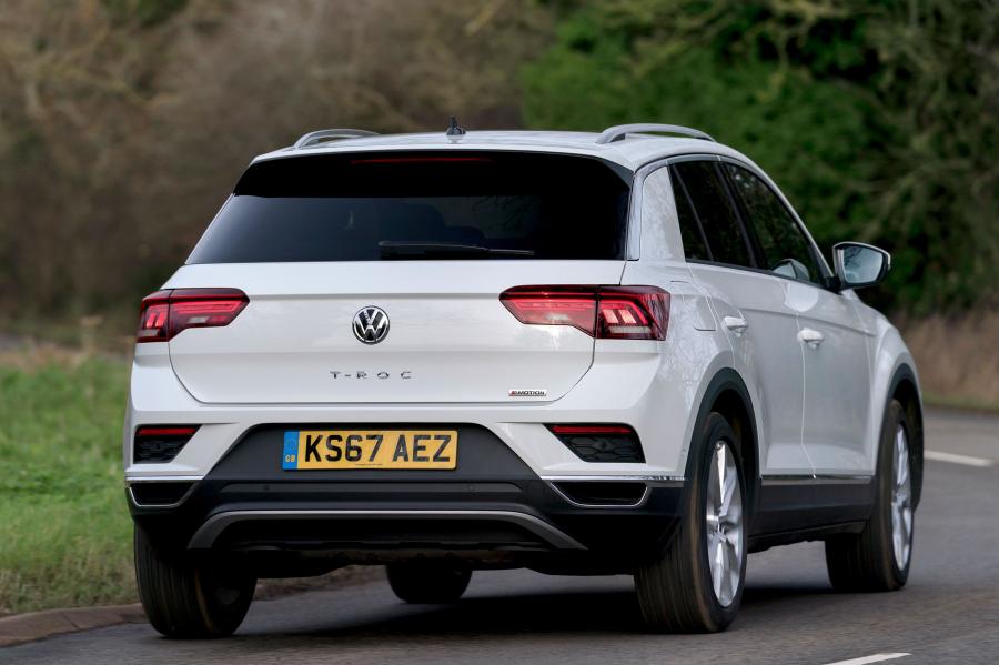  Volkswagen T-Roc 4Motion 2017 года  (UK) (фото 18 из 27)